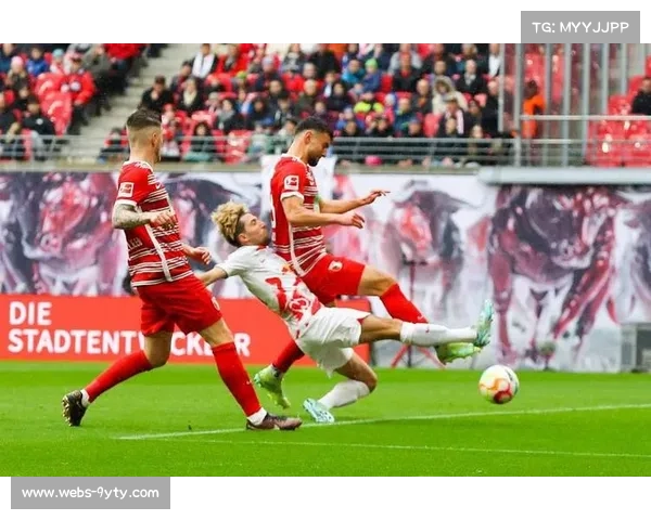 切尔西欧冠主场大胜阿贾克斯 年轻新星闪耀展现青春风暴