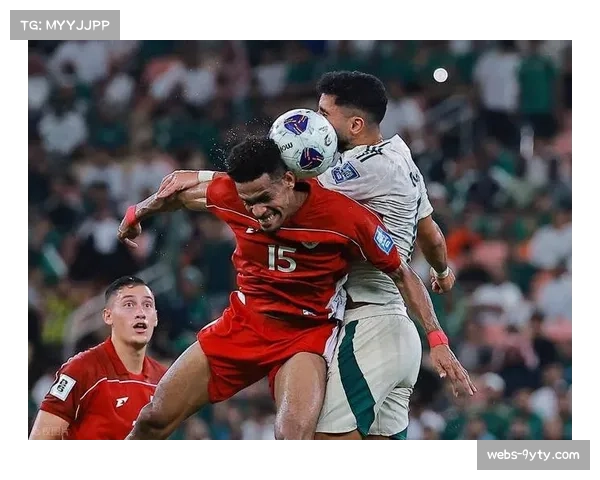 弗罗西诺内前锋因抗议判罚过于激烈，两黄变一红被罚下场